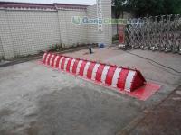 現(xiàn)貨供應停車廠車輛出入/防撞道路道攔截設備攔/擋阻車器_安全防護_世界工廠網(wǎng)中國產品信息庫